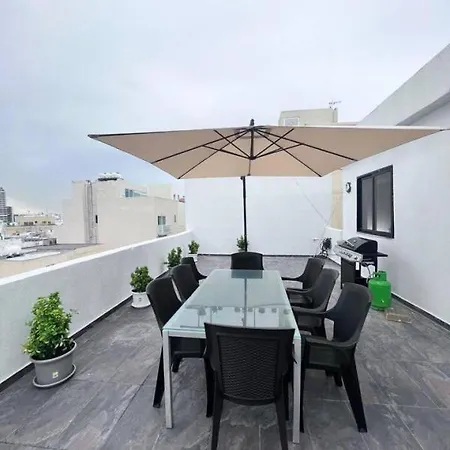 Lägenhet Seaside Spacious Penthouse With Amazing Views *