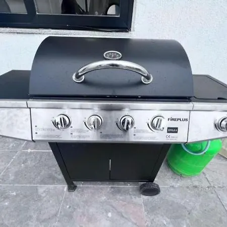 Seaside Spacious Penthouse With Amazing Views 斯利马